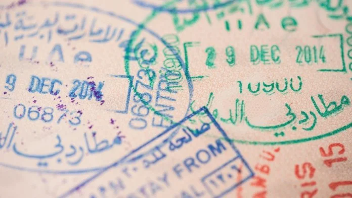 Verificación de validez de visa de los Emiratos Árabes Unidos a través del número de pasaporte